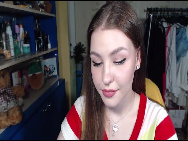 Live sex webcam photo for MagicGirl1 #274237362