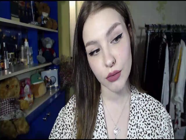 Live sex webcam photo for MagicGirl1 #274531658