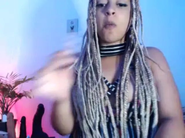 Live sex webcam photo for Mahanne #274160379