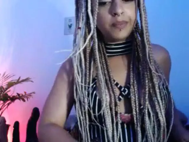 Live sex webcam photo for Mahanne #274160585