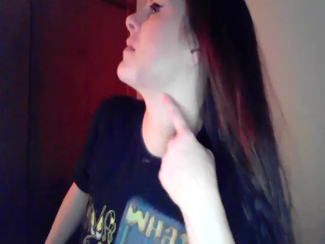 Live sex webcam photo for MainSQUEEZE69 #273622752