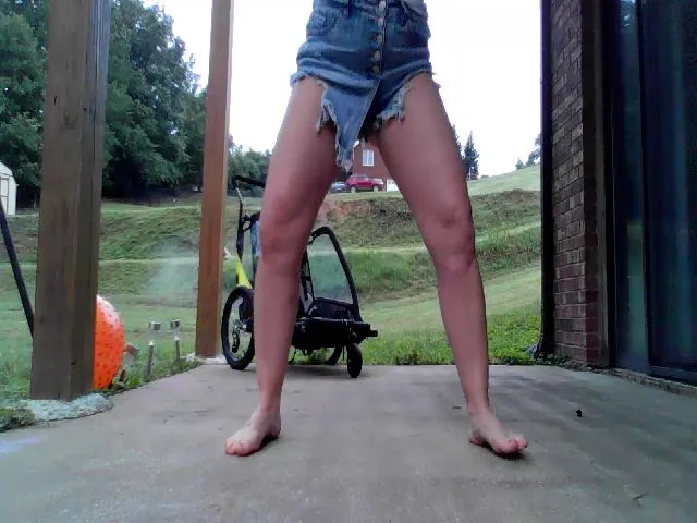 Live sex webcam photo for MainSQUEEZE69 #274076938