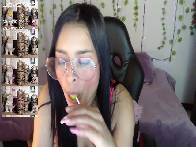 Live sex webcam photo for Maite_19 #273452339