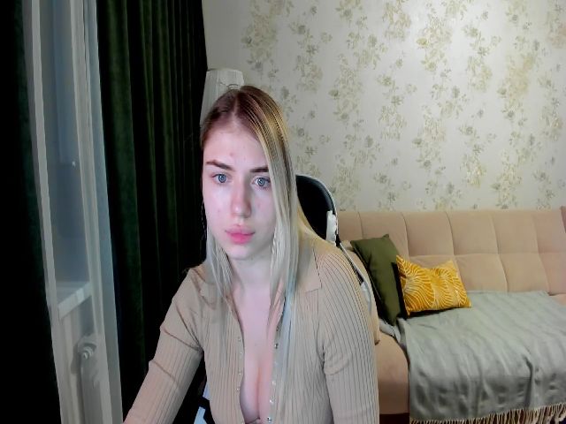 Live sex webcam photo for Make_my_Luck #272556055