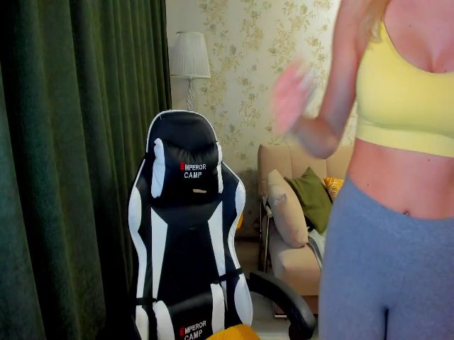 Live sex webcam photo for Make_my_Luck #273622429