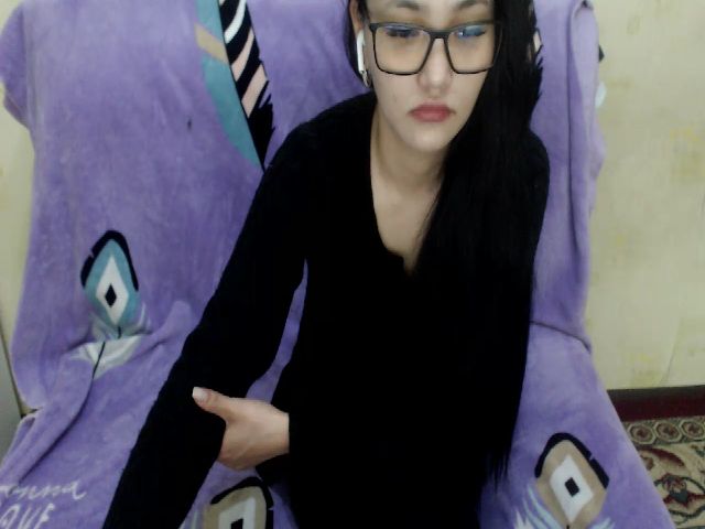 Live sex webcam photo for Maki__ #273034373
