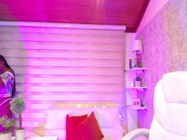 Live sex webcam photo for Maleja_miller #272547338