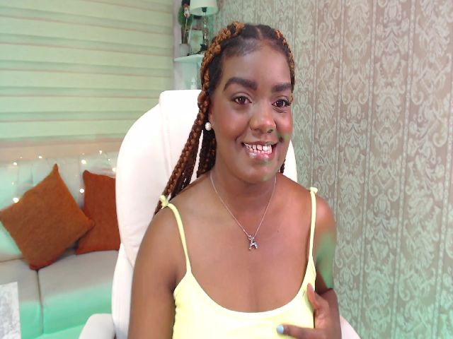 Live sex webcam photo for Maleja_miller #272781521