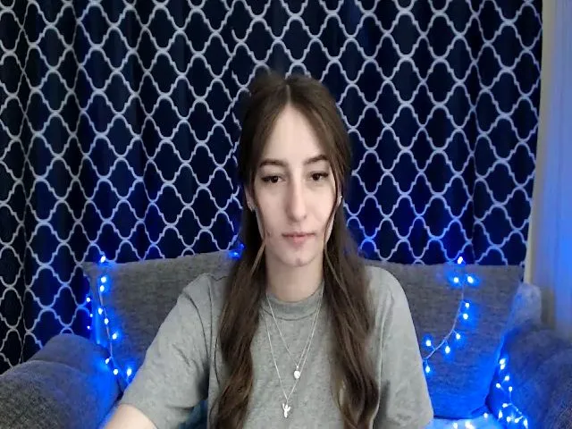 Live sex webcam photo for Mallinkaa #273549770