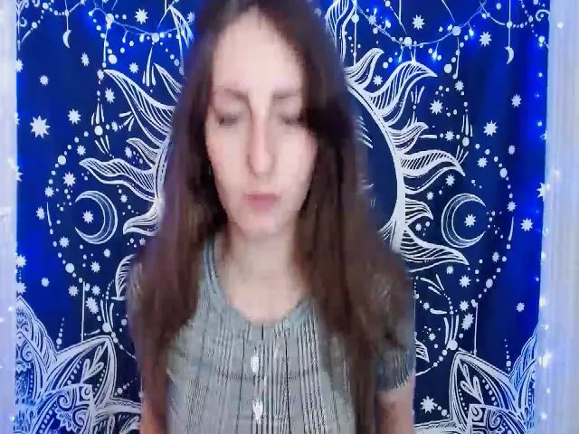 Live sex webcam photo for Mallinkaa #273825215