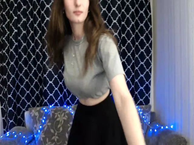 Live sex webcam photo for Mallinkaa #274095480