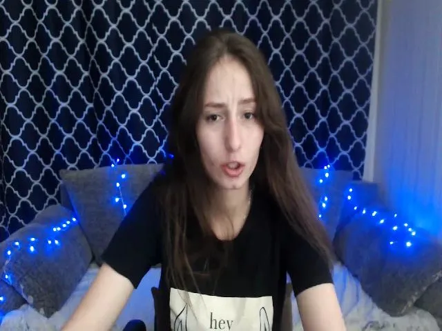 Live sex webcam photo for Mallinkaa #274187181