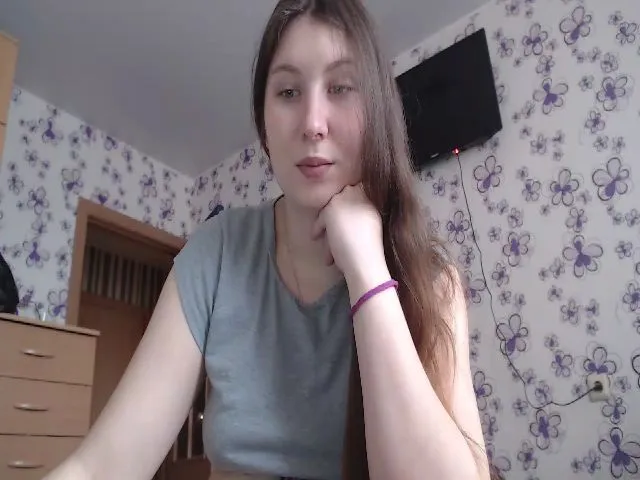 Live sex webcam photo for Malvina5 #272405713
