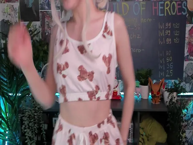 Live sex webcam photo for Manarose27 #273181543