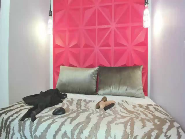 Live sex webcam photo for Manelik_benz #272072283