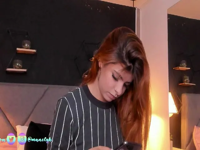 Live sex webcam photo for Manelyk_m #272527466