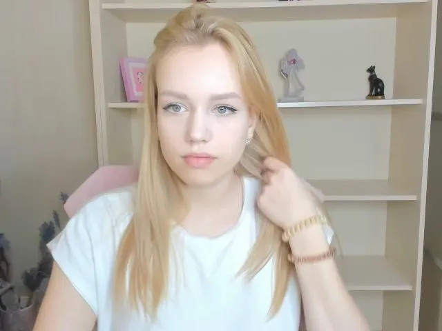 Live sex webcam photo for Manyska5 #271697537