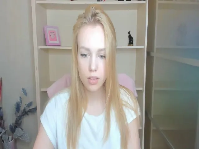 Live sex webcam photo for Manyska5 #271749600