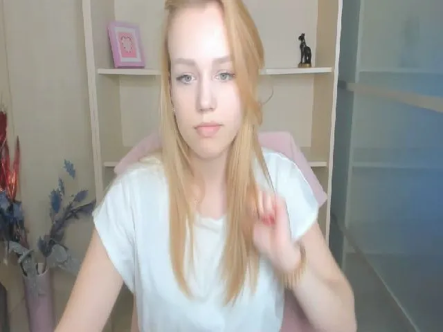 Live sex webcam photo for Manyska5 #271815715