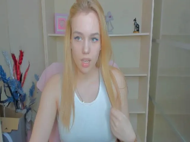 Live sex webcam photo for Manyska5 #272190884