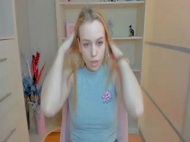 Live sex webcam photo for Manyska5 #272306879