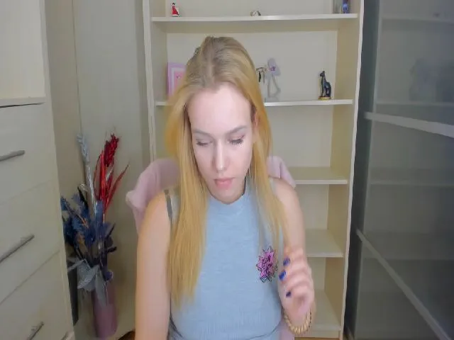 Live sex webcam photo for Manyska5 #272501049