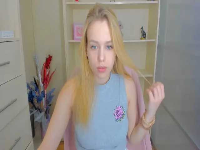 Live sex webcam photo for Manyska5 #272585186