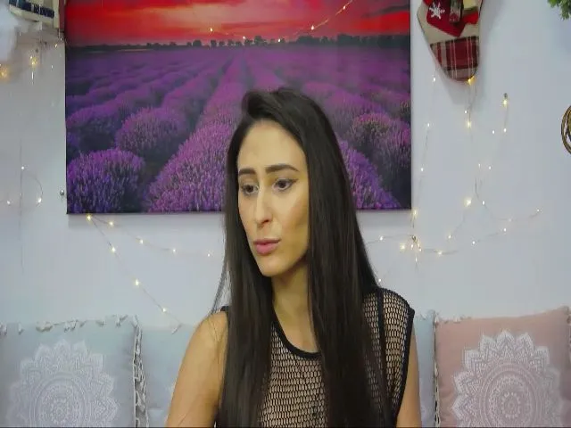 Live sex webcam photo for MaraW #271775869