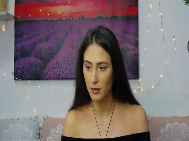 Live sex webcam photo for MaraW #272176691