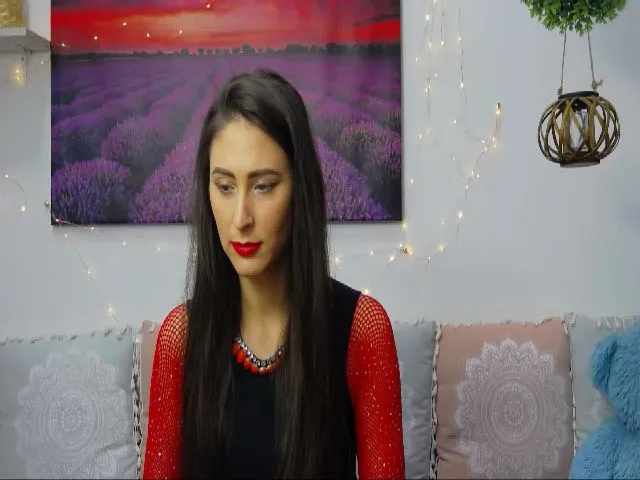 Live sex webcam photo for MaraW #272191298