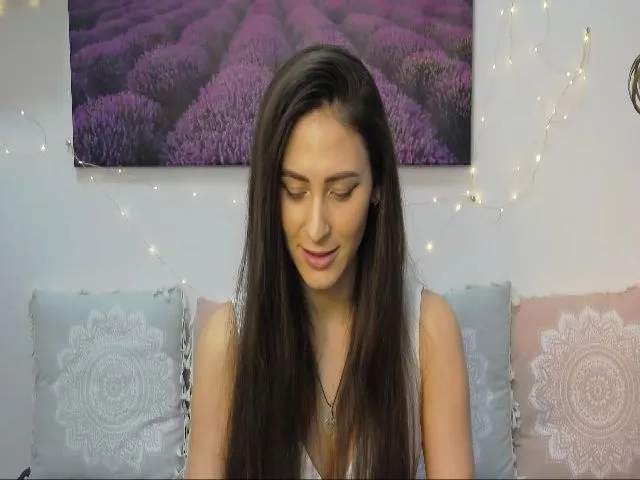 Live sex webcam photo for MaraW #272241134