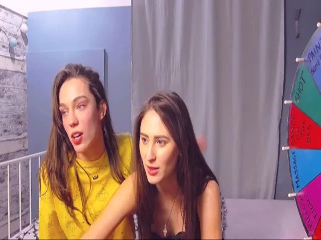 Live sex webcam photo for MaraW #272557068