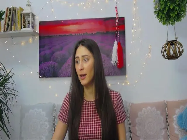 Live sex webcam photo for MaraW #272597233