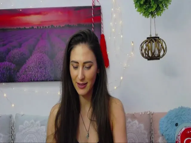 Live sex webcam photo for MaraW #272735042