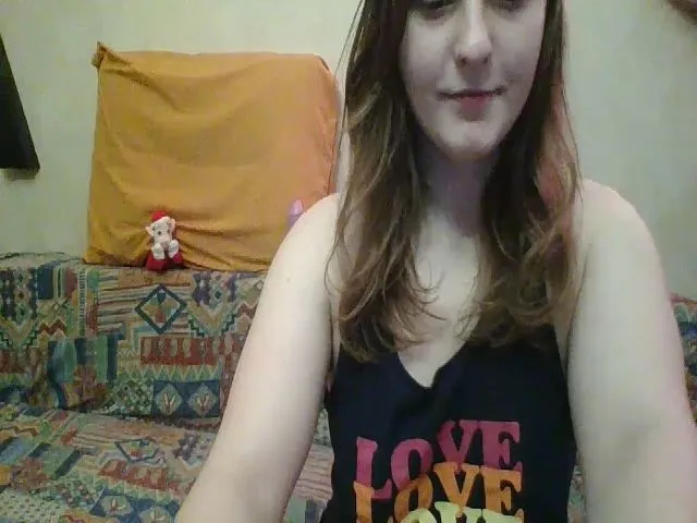 Live sex webcam photo for Marguerite_1_ #271945787