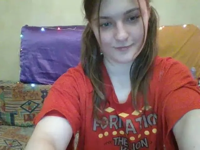 Live sex webcam photo for Marguerite_1_ #272517963