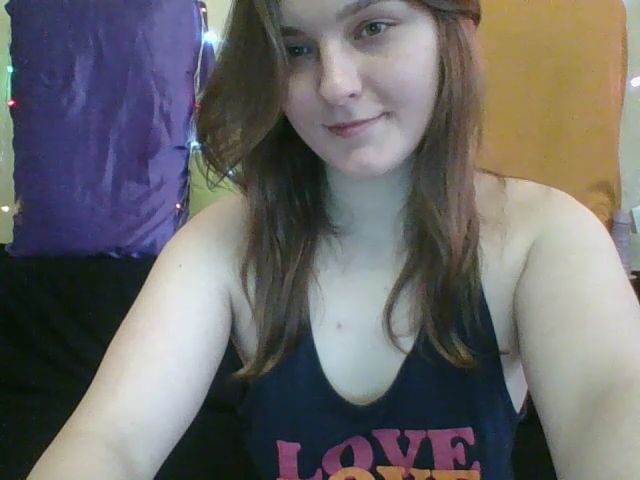 Live sex webcam photo for Marguerite_1_ #272585455