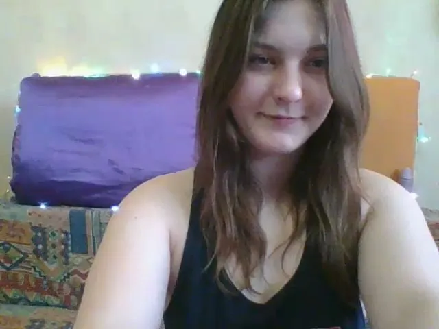 Live sex webcam photo for Marguerite_1_ #272827760