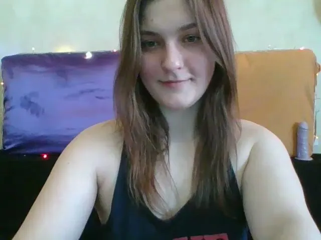 Live sex webcam photo for Marguerite_1_ #272894530