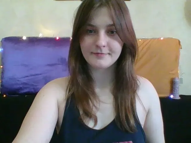 Live sex webcam photo for Marguerite_1_ #272905845