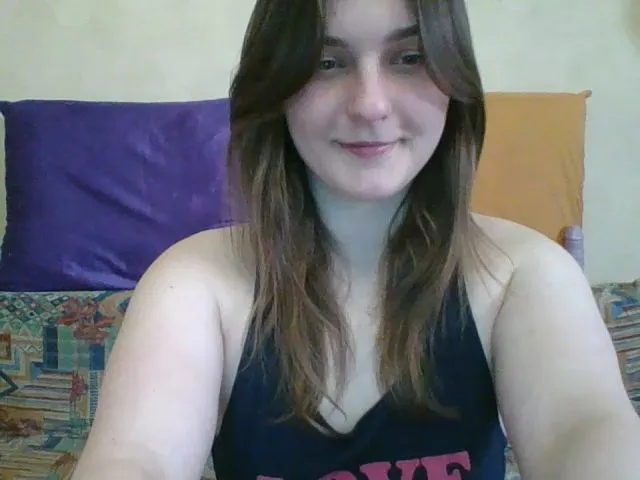 Live sex webcam photo for Marguerite_1_ #273064215