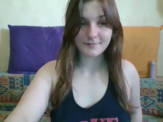 Live sex webcam photo for Marguerite_1_ #273137498