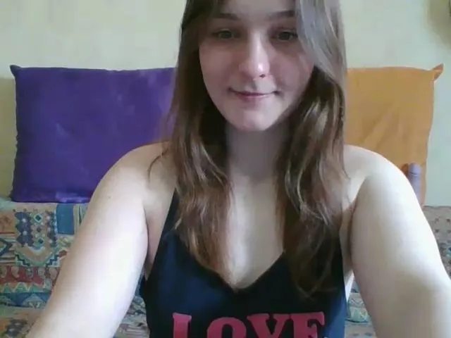 Live sex webcam photo for Marguerite_1_ #273137533