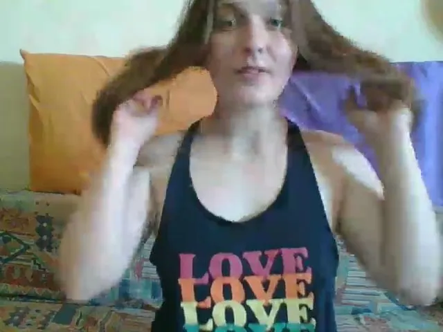 Live sex webcam photo for Marguerite_1_ #273773258