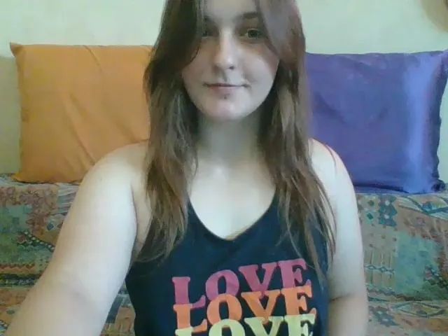 Live sex webcam photo for Marguerite_1_ #274146553