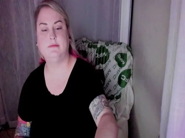 Live sex webcam photo for Mari_Jae #274582083