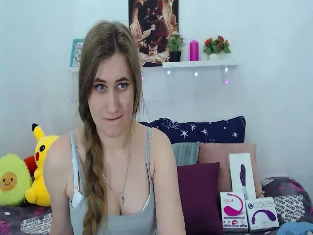 Live sex webcam photo for MariaMolligan #273126301