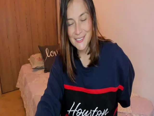 Live sex webcam photo for Mariacb #274392769