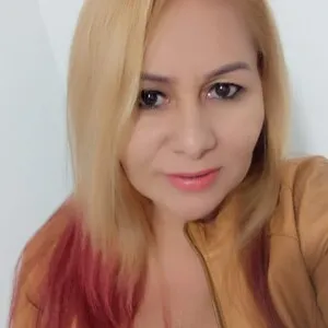 Live sex webcam photo for Mariana995648 #291174171