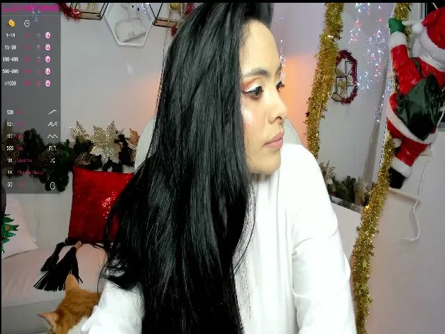 Live sex webcam photo for Marianviolet #271892257